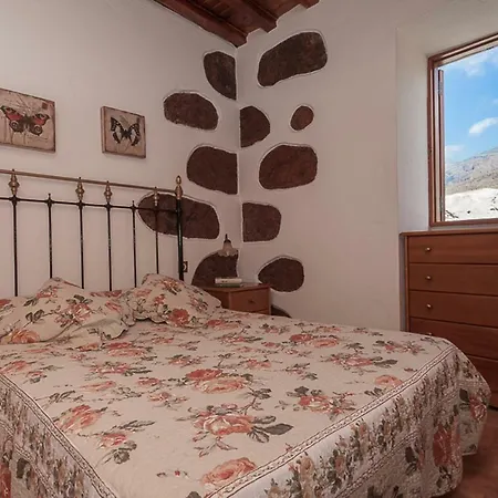 La Casa Baja Santa Lucia De Tirajana