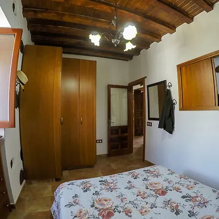 La Casa Baja Santa Lucia