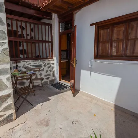 La Casa Baja Country house Santa Lucia De Tirajana